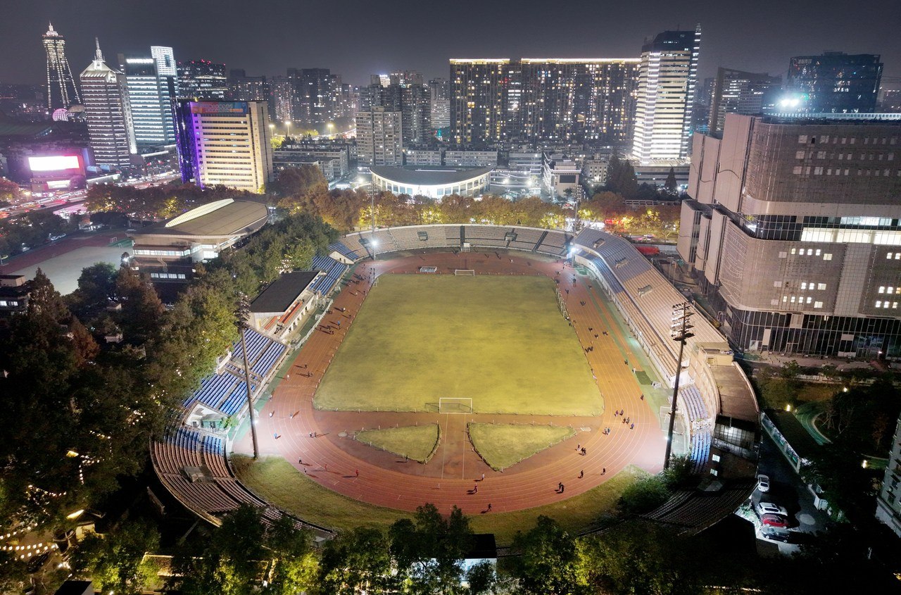 暂别了，近百岁的杭州体育场