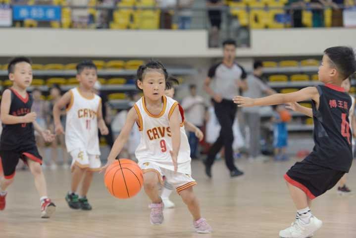 浙江省第五届幼儿篮球表演大赛(金华赛区)顺利