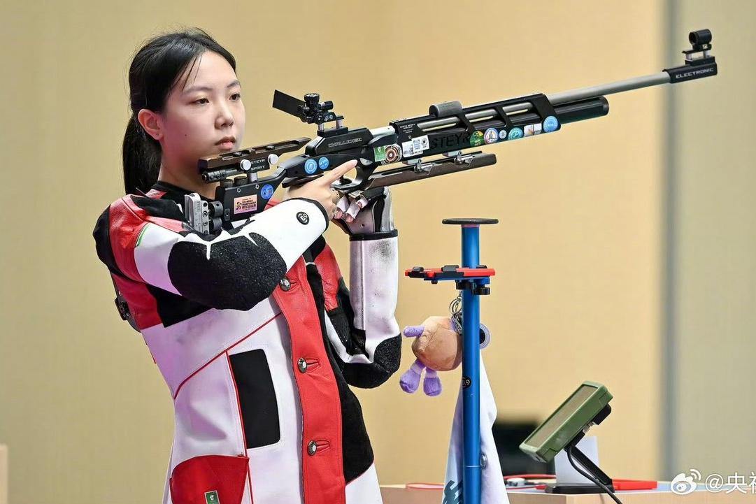 全运会女子50米步枪三姿王子菲夺冠，浙江女子天团包揽步枪三金